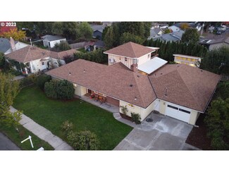 1525 S Cherry St, Cornelius, OR 97113