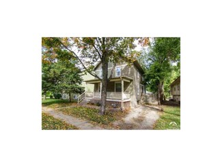 1704 Kentucky St, Lawrence, KS 66044
