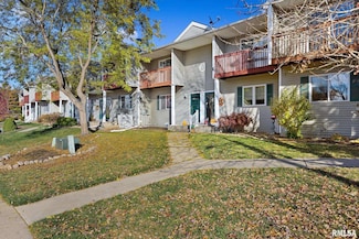 3510 N Kingston Dr Unit 4, Peoria, IL 61604