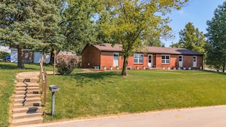 101 Tanner St, Bloomington, IL 61701