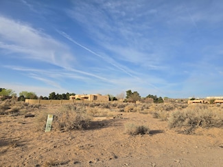 277 Ruffles Ln, Corrales, NM 87048