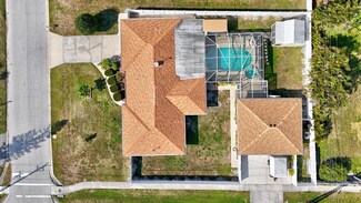 2347 Sunnyside Place, Sarasota, FL 34239