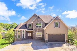 1202 Foxwood Dr, Sevierville, TN 37862
