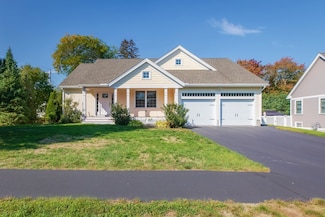 1 Marshall Way, Seabrook, NH 03874