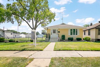 154 S Fulton Ave, Bradley, IL 60915