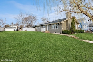 3114 Gideon Ave, Zion, IL 60099