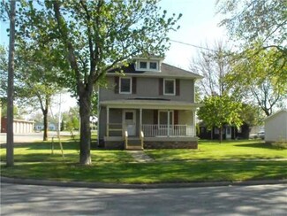 401 W 4th St, Genoa, OH 43430