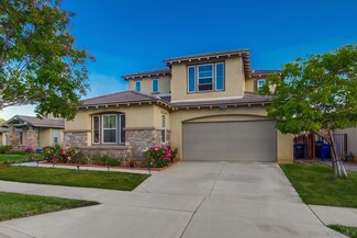 545 Chandler Ct, Escondido, CA 92027
