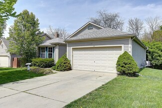 110 Waterstone Dr, Franklin, OH 45005