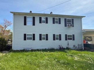 345 & 355 Wakeman Ct, Christiansburg, VA 24073