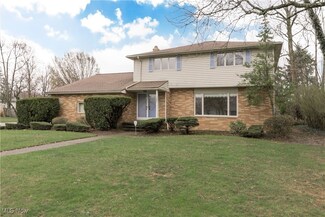 5460 Harleston Dr, Cleveland, OH 44124