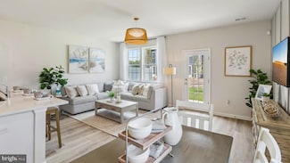 214 Hermosa Dr, Egg Harbor Township, NJ 08234