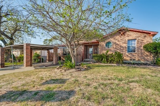 7911 Komalty Dr, Dallas, TX 75217