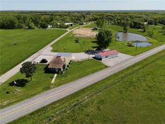 52097 Highway Hh, Hannibal, MO 63401