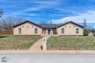 2402 Stonecrest Dr, Abilene, TX 79606