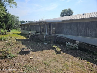 871 N Old Grey Ridge Rd, Friendsville, TN 37737