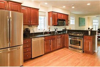 14 1/2 Roundy St Unit 1, Beverly, MA 01915