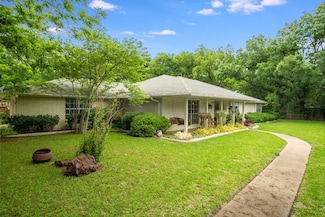 915 Cockrell Hill Rd, Red Oak, TX 75154