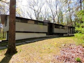 478 Heald Rd, Carlisle, MA 01741