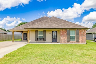 2584 Pineridge St, Thibodaux, LA 70301