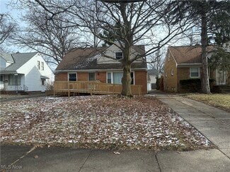24421 Effingham Blvd, Euclid, OH 44117