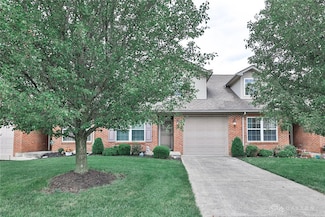 23 Robinwood Ct, Englewood, OH 45322