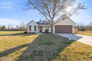 119 Gideon Rd, Youngsville, LA 70592