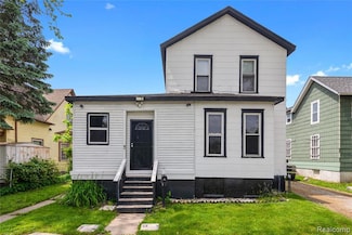 807 N Bond St, Saginaw, MI 48602