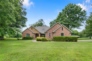 210 Lee Ann Way, Prairie Grove, AR 72753