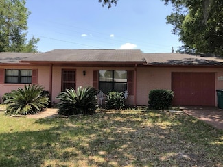 519 NE 3rd St, Chiefland, FL 32626