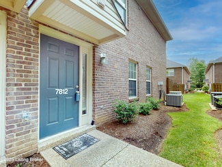 7812 Grand Cascade Dr Unit 2702, Louisville, KY 40228