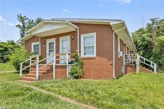 525 Weaver Ave Unit A & B, Archdale, NC 27263