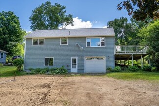 17 Lake Whittemore Dr, Spencer, MA 01562