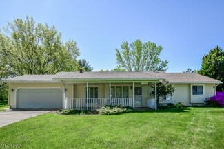 3424 Rhapsody Ln, Clinton, OH 44216