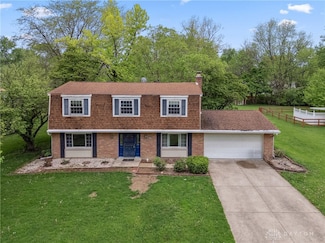 3189 Claydor Dr, Beavercreek, OH 45431