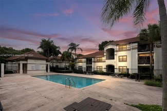 570 S Park Rd Unit 15-6, Hollywood, FL 33021