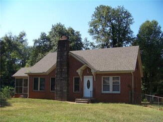 2526 Us 221a Hwy, Mooresboro, NC 28114