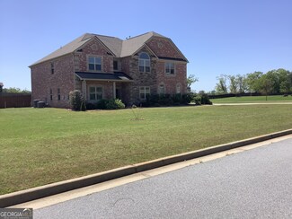 160 Elysian Dr, Fayetteville, GA 30214