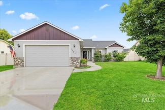 1587 Poplar Ave, Fruitland, ID 83619