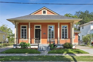 730 Angela St, Arabi, LA 70032