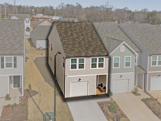 934 Falls Grove Trail, High Point, NC 27265