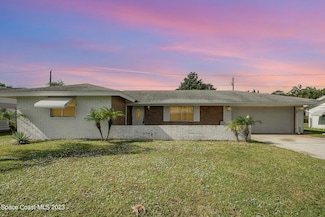 608 Sacre Coeur Dr, Melbourne, FL 32935