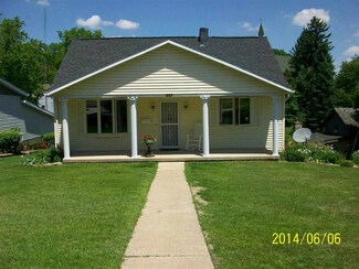 227 Doty St, Mineral Point, WI 53565