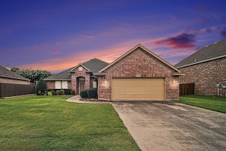 5516 La Bandera Trail, Benbrook, TX 76126
