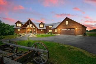 2210 Rich Hill Rd, Centerburg, OH 43011