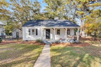 618 Hampton St, Camden, SC 29020