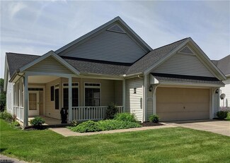 10400 E Ravine View Ct, North Royalton, OH 44133
