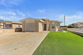 3400 Broken Bow St, El Paso, TX 79936
