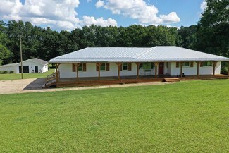 728 Harmony Rd, Ware Shoals, SC 29692