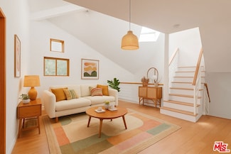 834 Indiana Ave, Los Angeles, CA 90291